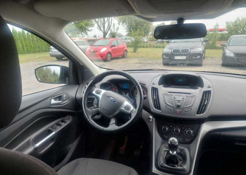 Ford Kuga 2015 1.5 Benzyna