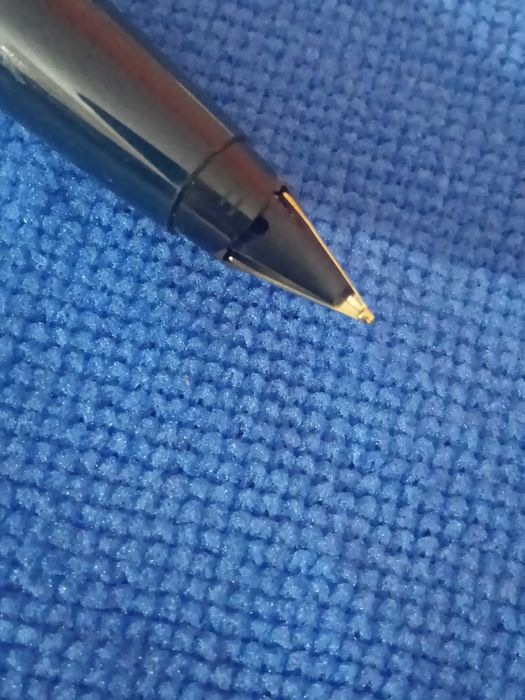 Caneta Parker 45 azul com aparo em ouro