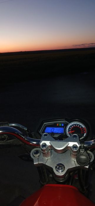 Мотоцикл SPARK SP200 R30