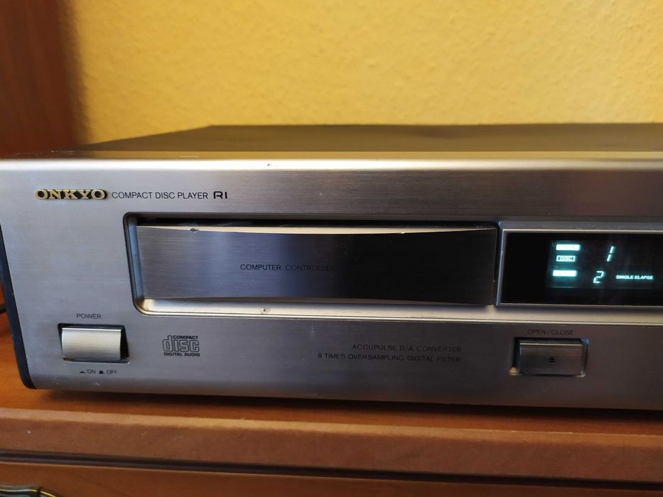 odtwarzacz cd onkyo dx6900