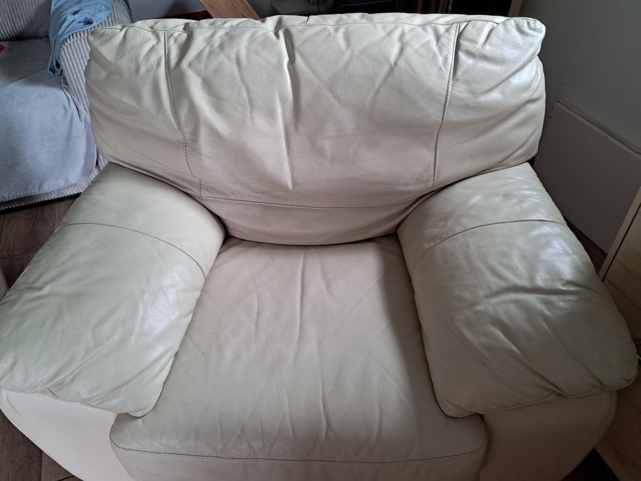 Zestaw wypoczynkowy sofa i fotele