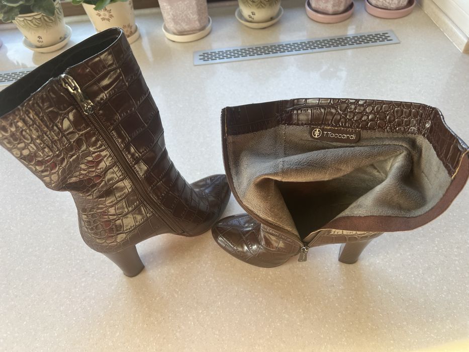 Продам черевички, ботинки, полусапоги розмір 38