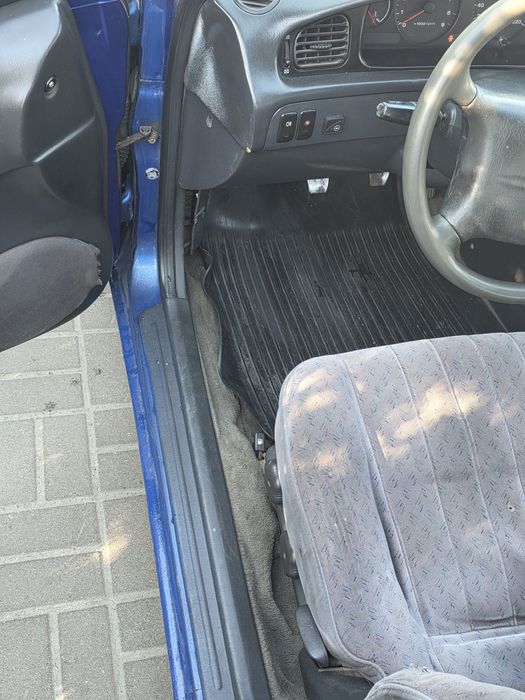 Hyundai Sonata Y3 1996 року