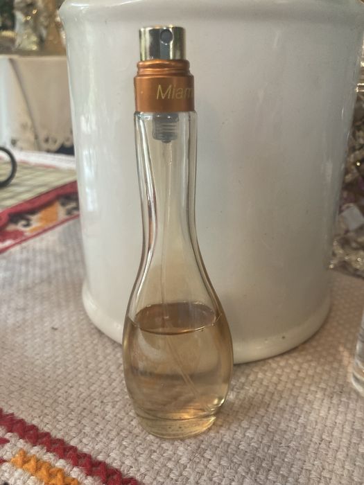 Jenifer Lopez Miami Glow woda toaletowa 30 ml ubytek