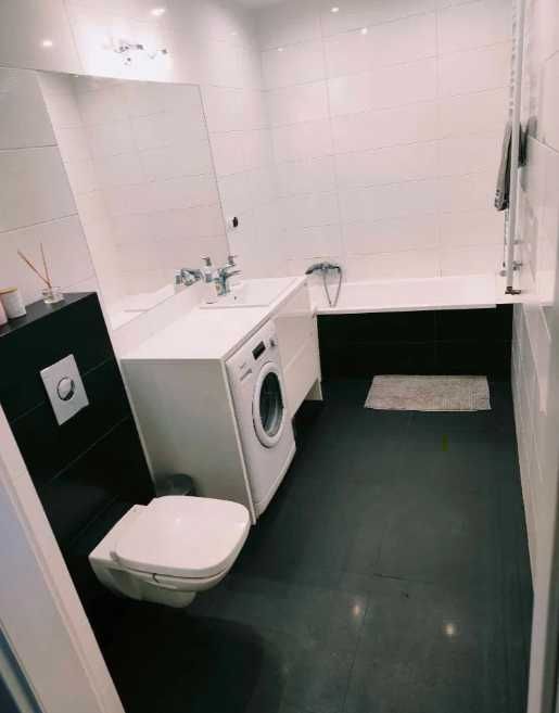 Komfortowo umeblowane mieszkanie w świetnej lokalizacji. 52 m2. 2 pokoje