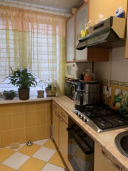 3 кв з ремонтом на 1 поверсі