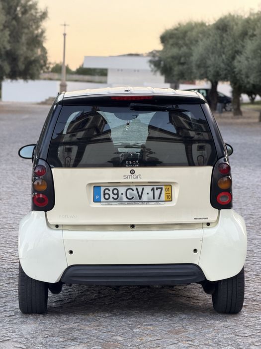Smart fortwo 450 0.8 CDI sequencial   Gasóleo de 2001