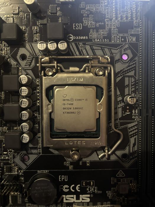 Комплект(мат.плата, відеокарта, процесор)