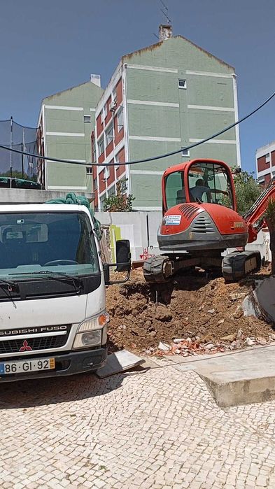 LIMPEZA DE TERRENOS E RECOLHA DE RESÍDUOS