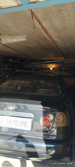 Гараж 44 кв. у дворі вул. Міжпланетна