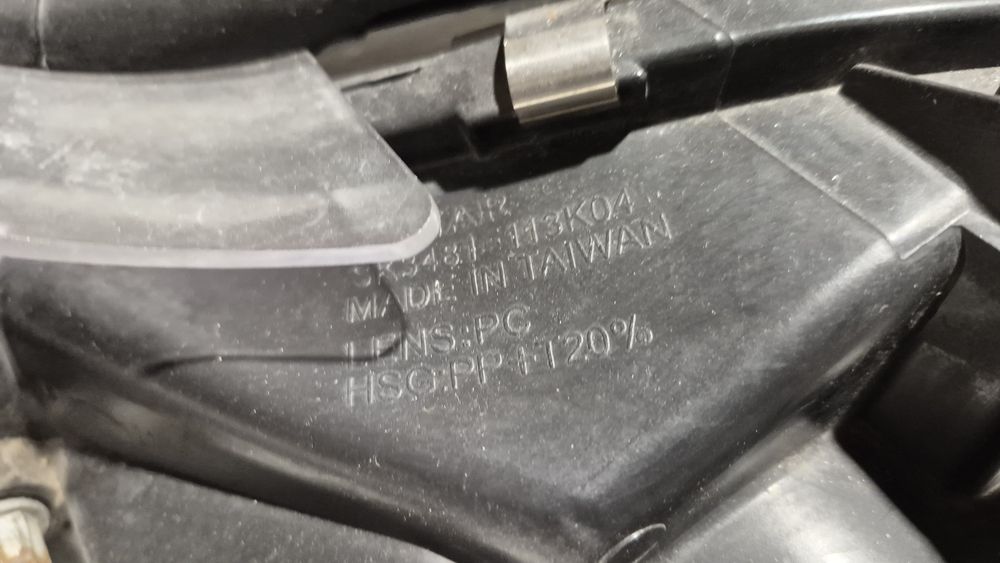 Lampa przod prawa Mercedes Benz SK3.481-113K.04