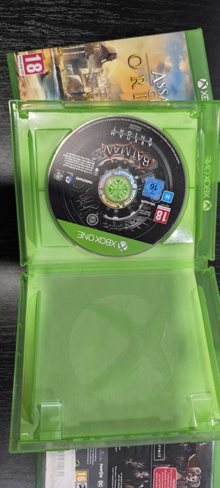 Assassin's Creed origins/Batman Arkham Knight/Injustice 2 Xbox One