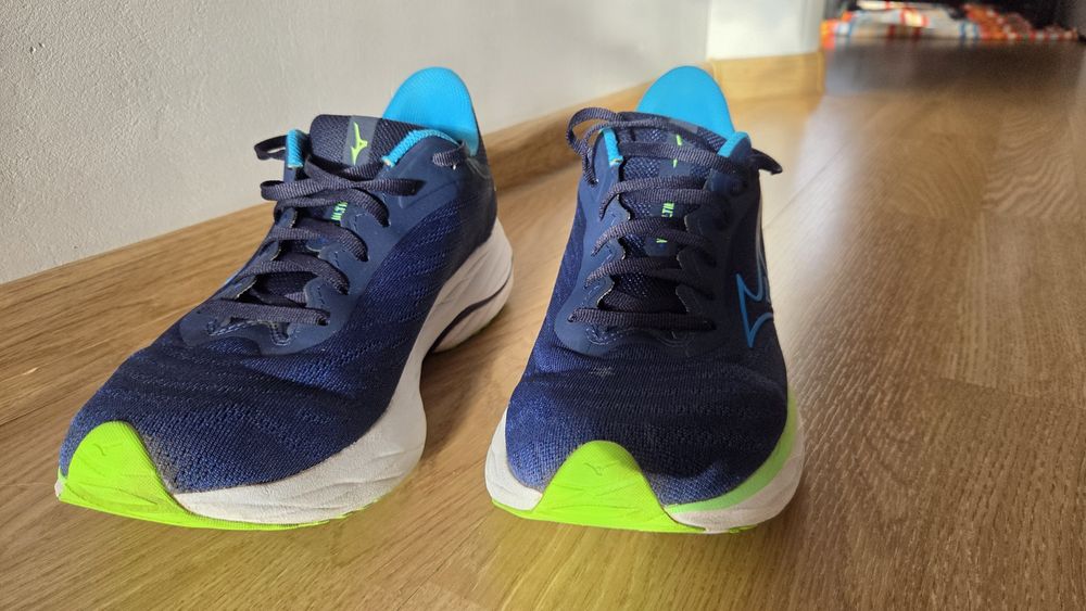 Mizuno Wawe Ultima 16 roz. 42