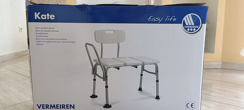 Ławka inwalidzka do łazienki z oparciem KATE