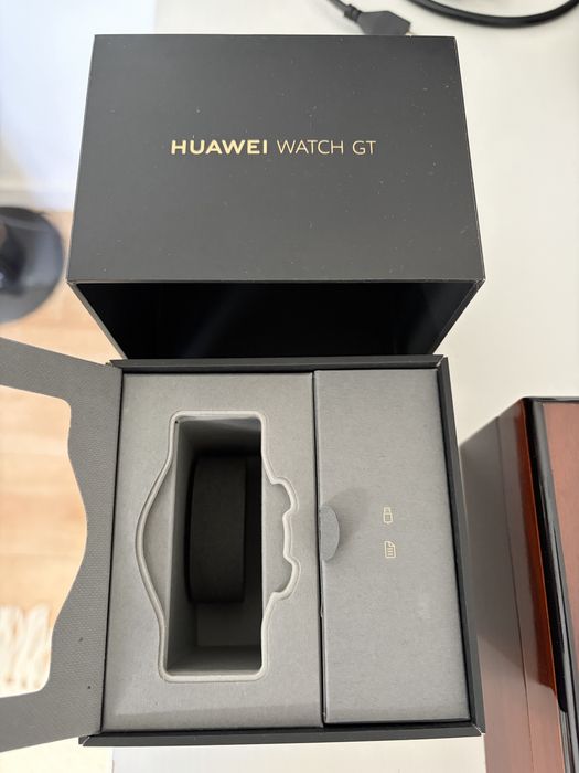 Huawei Watch GT – Com Caixa Original – Para Reparação