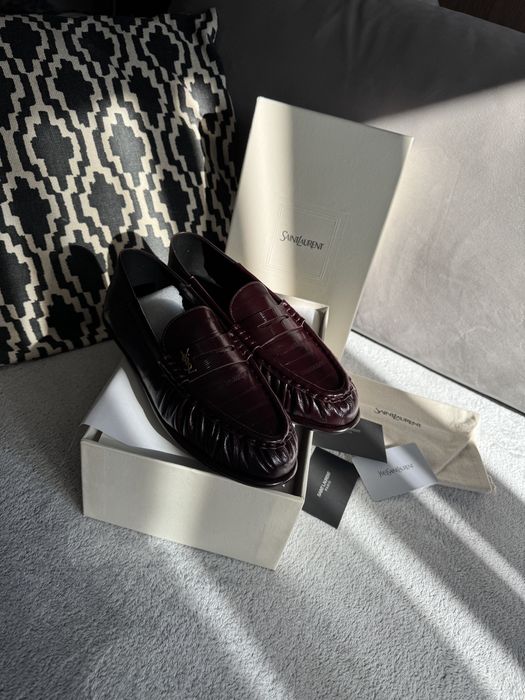 Лофери Saint Laurent