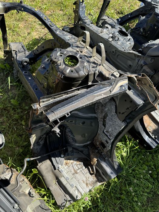 Четверть передня права Toyota Highlander 2019-24р