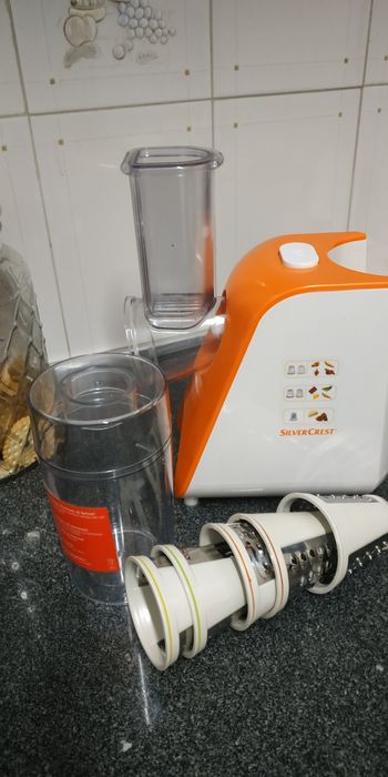 Máquina de ralar legumes