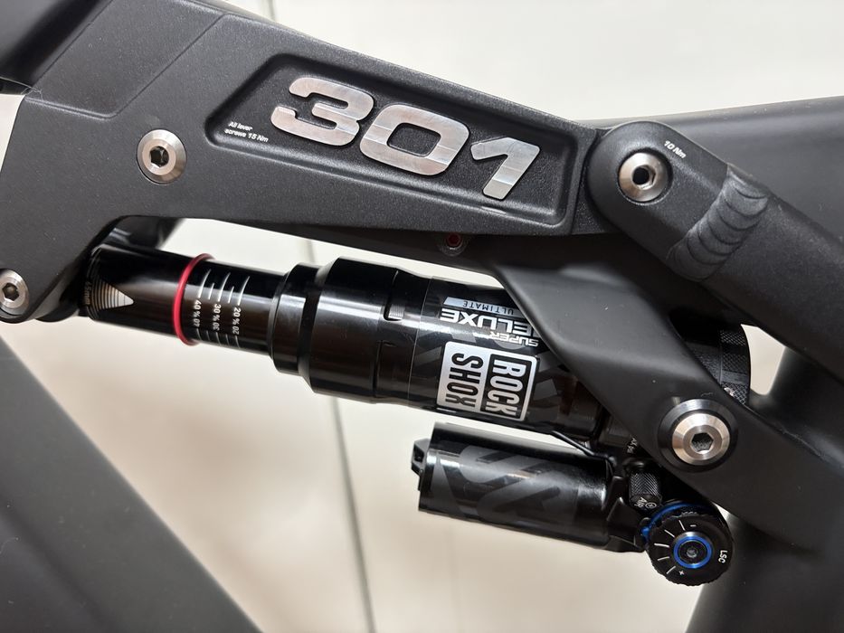 Rower elektryczny bez przebiegu Enduro Syntace 301-CE MK2 RACE Carbon 23,3 kg