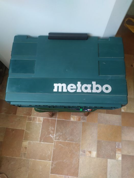 Продам аккумуляторный инструмент Metabo и Bosch