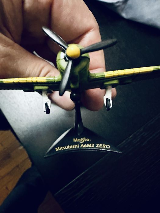 2 Miniaturas de avioes