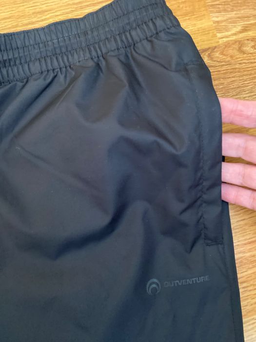 Чорні спортивні штани Outventure.  р. С