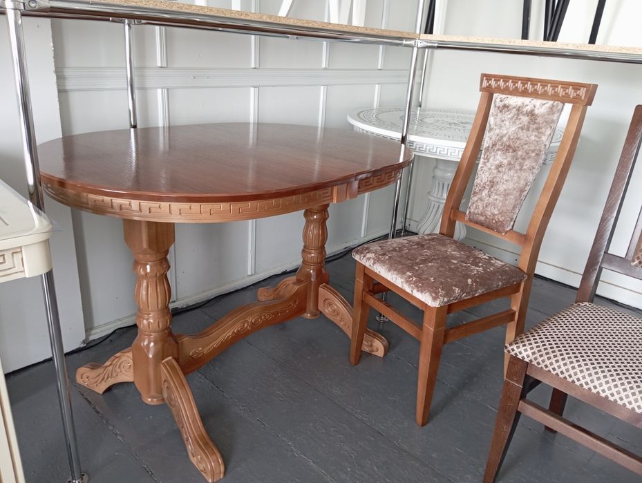 Стіл. Столи. Столы. Стол кухонный. Стол деревянный. Стол овальный.