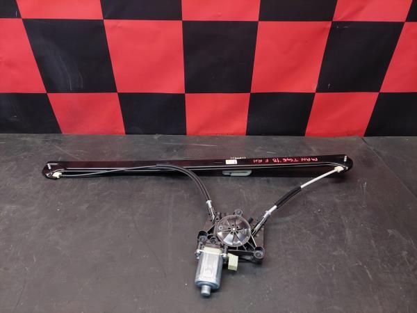 Elevador vidros frente direito MAN TGE Van (UY_)