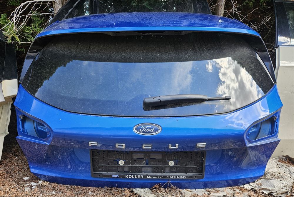 Ford Focus MK4 tylna klapa bagażnika