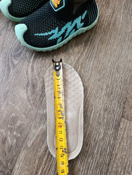 Кросівки дитячі  22,23р.