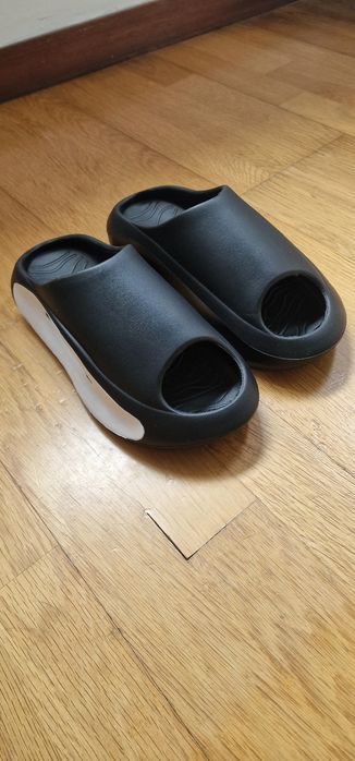 Chinelos Unisex Novos muito confortáveis