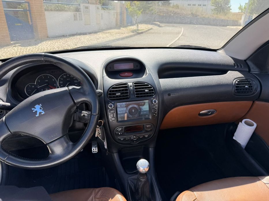 Peugeot 206cc 2003