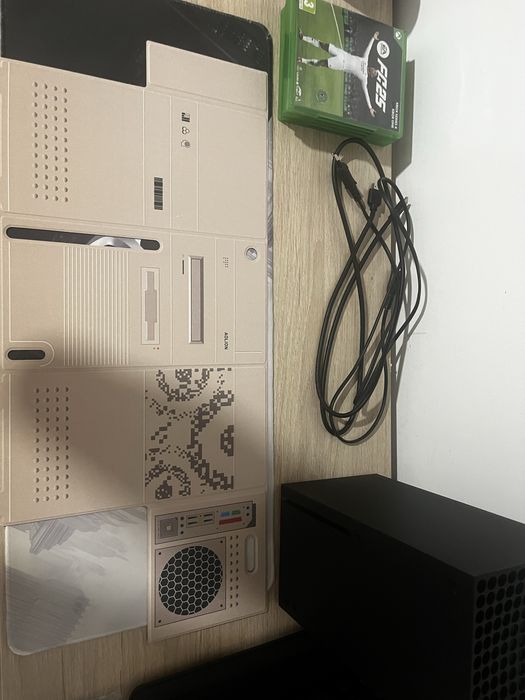 Troco Xbox serie X 1tb com 4 jogos 3 comandos por ps5/ ps5 pro
