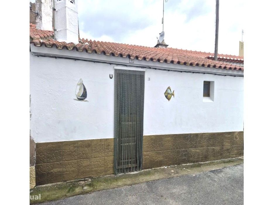 Simpática moradia T1 perto de Almodôvar