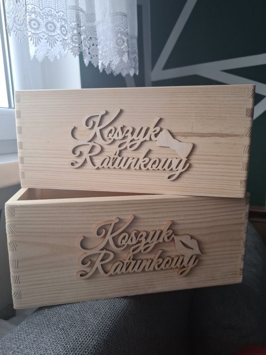 Zestaw weselny (koszyki ratunkowe, skrzynka na koperty, pudełko na obrączki, wieszaki, szlafroczki) ODBIÓR OSOBISTY