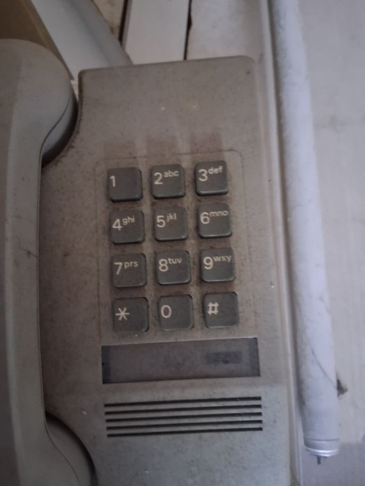 Telefone antigo.