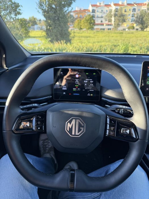 MG MG4 51 kWh Standard