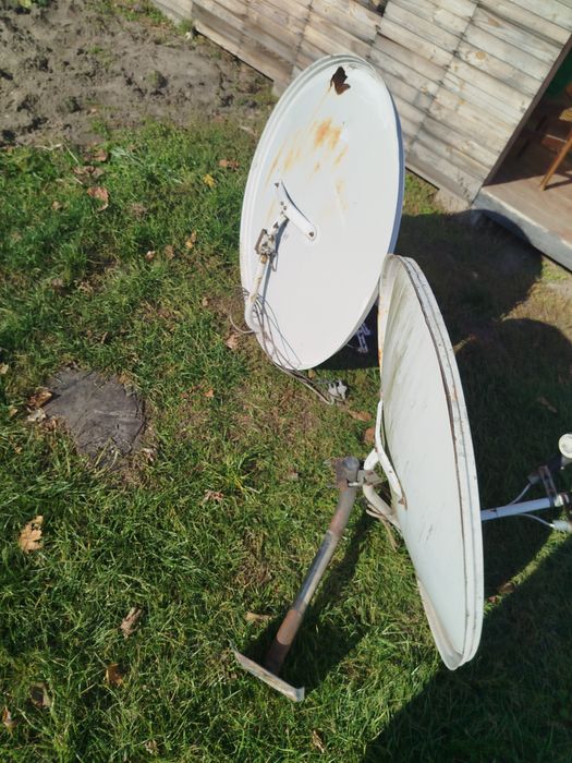 Супутникова тарілка