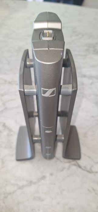 Sennheiser RS Wireless + Base + Cabos + Baterias Recarregáveis