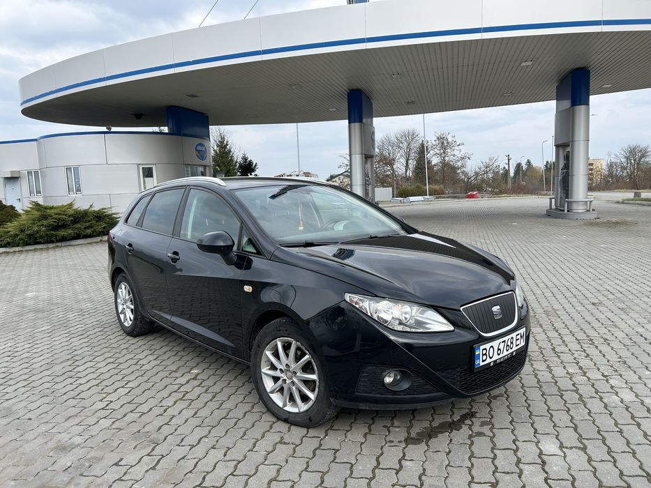 Seat ibiza 2011 року