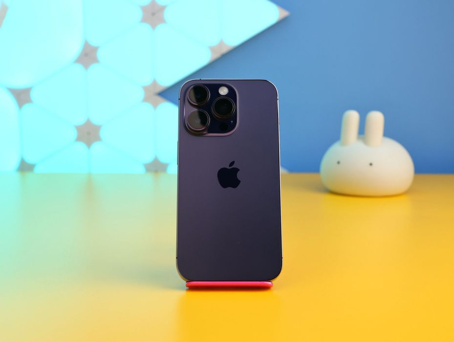 Смартфон Apple iPhone 14 Pro 256GB Deep (159178) Б/У З ГАРАНТІЄЮ