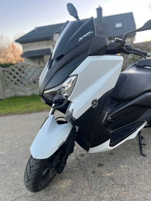 Yamaha X Max 400