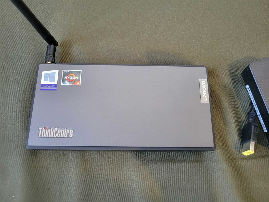 Мини ПК Lenovo ThinkCentre M75n Nano Ryzen 3 Pro 8/128Gb m.2 Wi-Fi