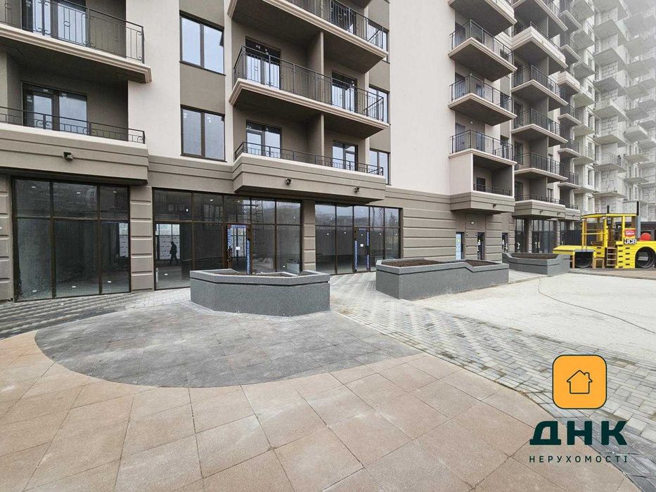 Фасадная коммерция в Аркадии 118 метров, 2 входа с Генуэзской и двора