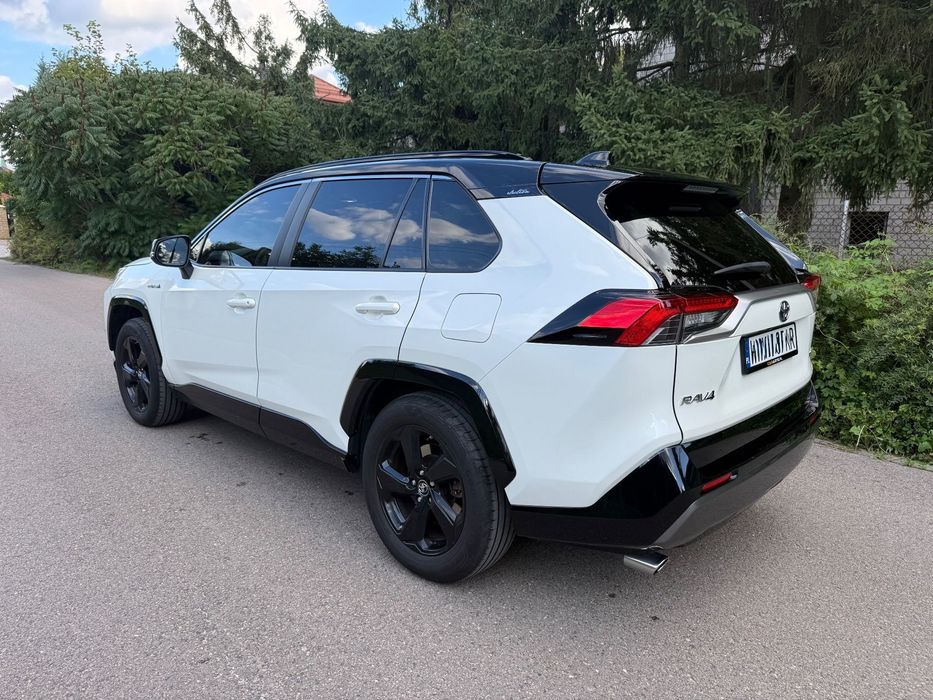 Toyota RAV4 Selection Salon Polska JBL