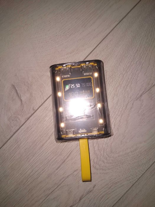 Павербанк на 3 акб 7800mah