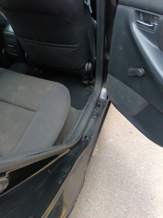 Продаж авто Toyota Corolla