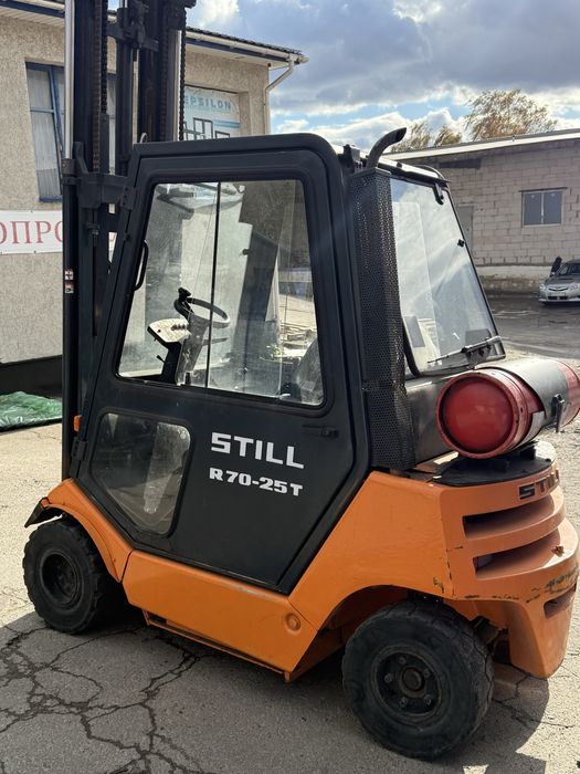 Продам погружчик навантажувач Still r70-25t