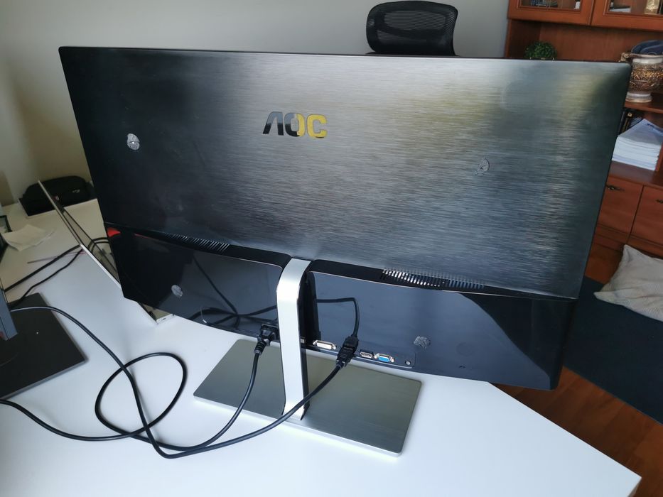 Monitor AOC Q3279VWF 32" 2K  75Hz super stan w pełni sprawny