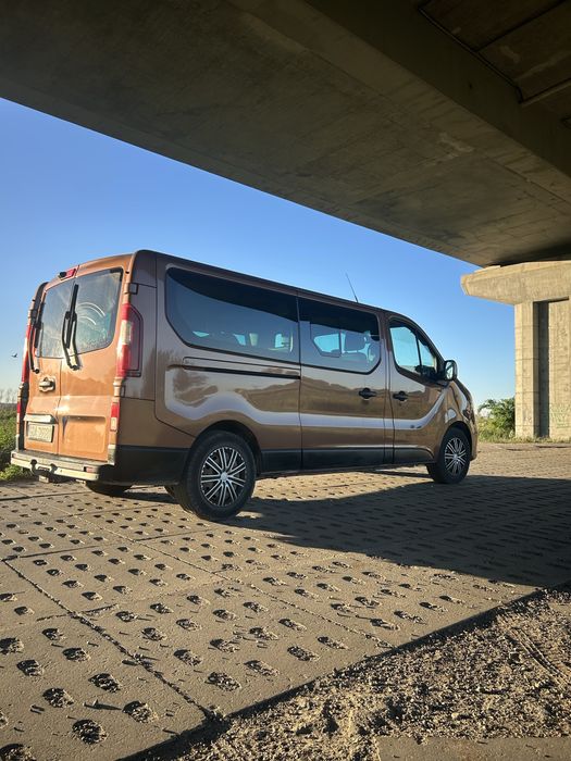 Renault trafic 2015 1,6 9 osob